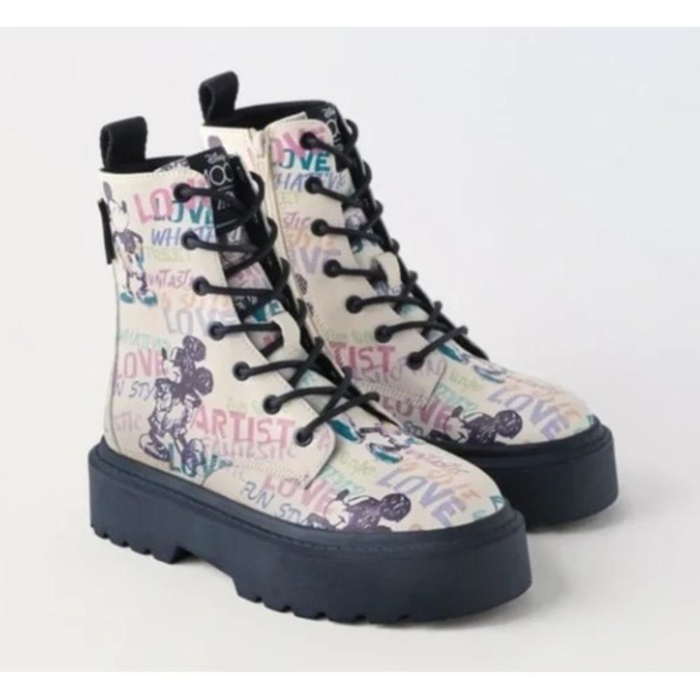NWOT Zara Kids‎ Disney 100 Mickey Mouse Graffiti Combat Boots White Size 33